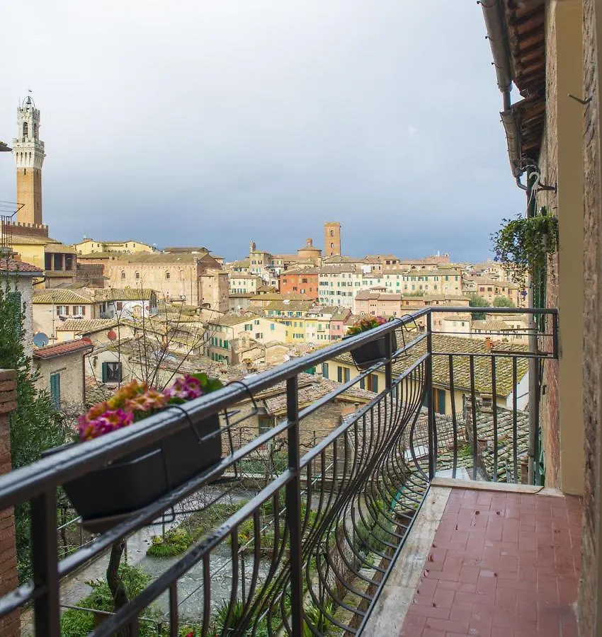 Il Campanone Di Siena Hotel